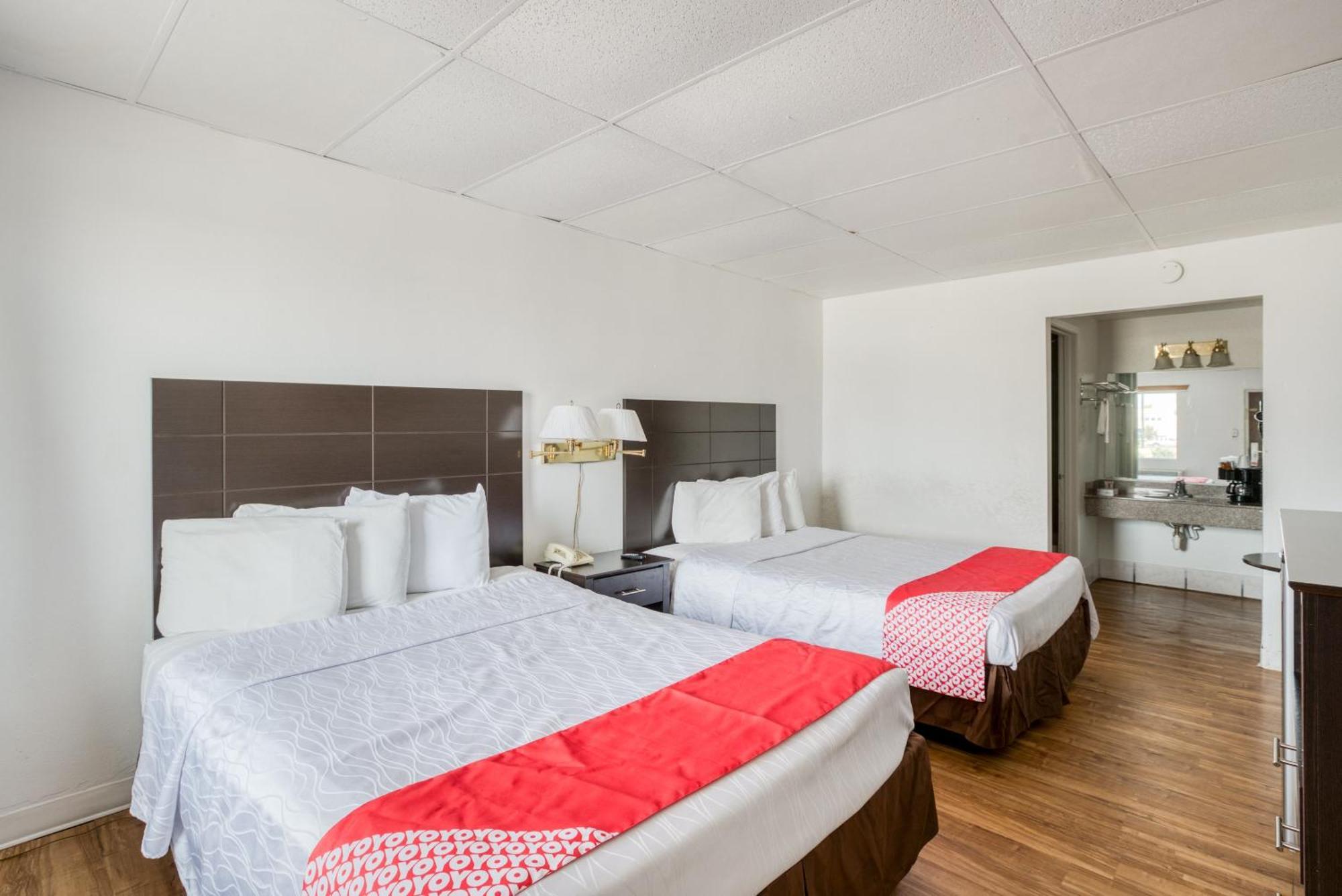 Oyo Hotel San Antonio Lackland Air Force Base West Dış mekan fotoğraf
